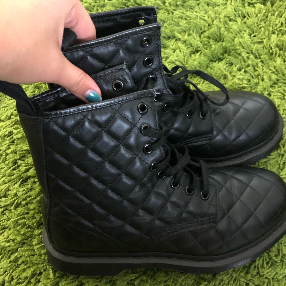 Dr marten quilted boots